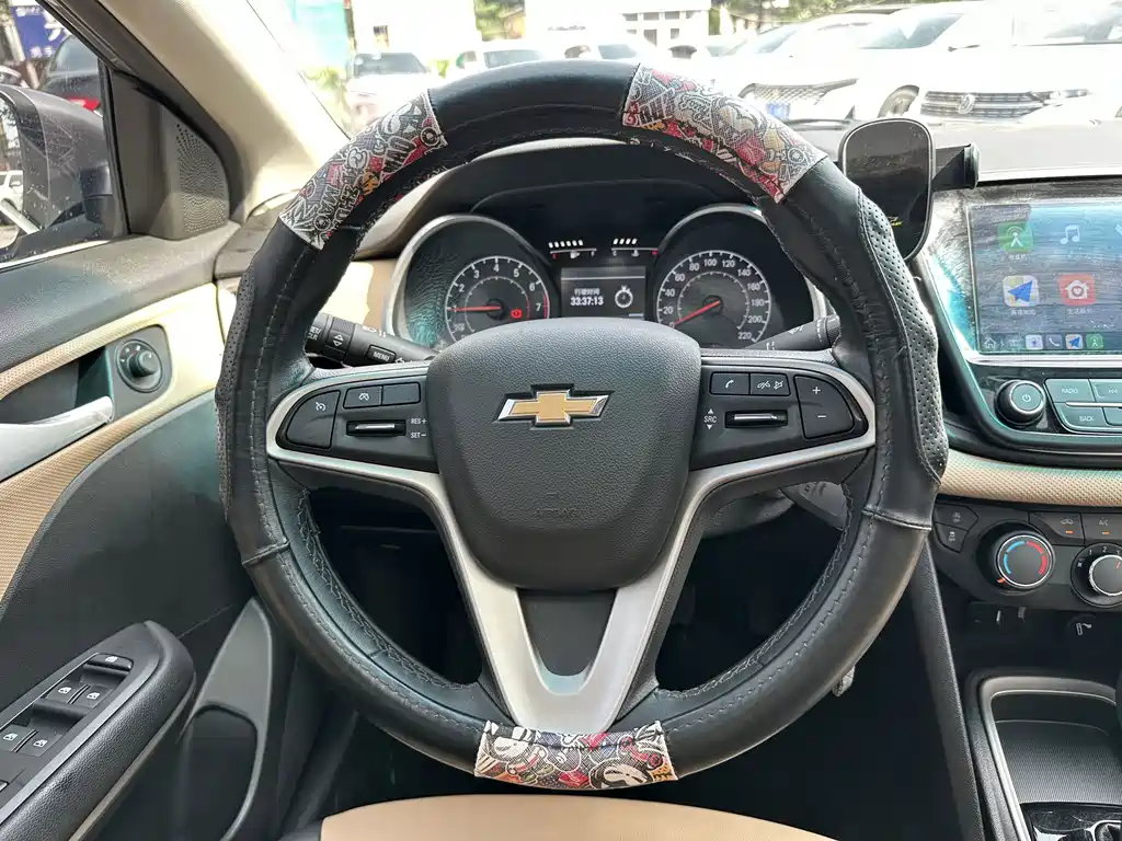 Chevrolet Monza — миниатюра 10