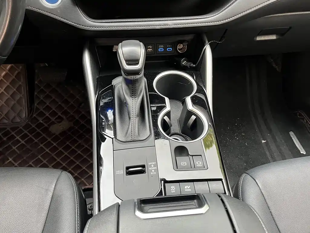 Toyota Highlander — миниатюра 14