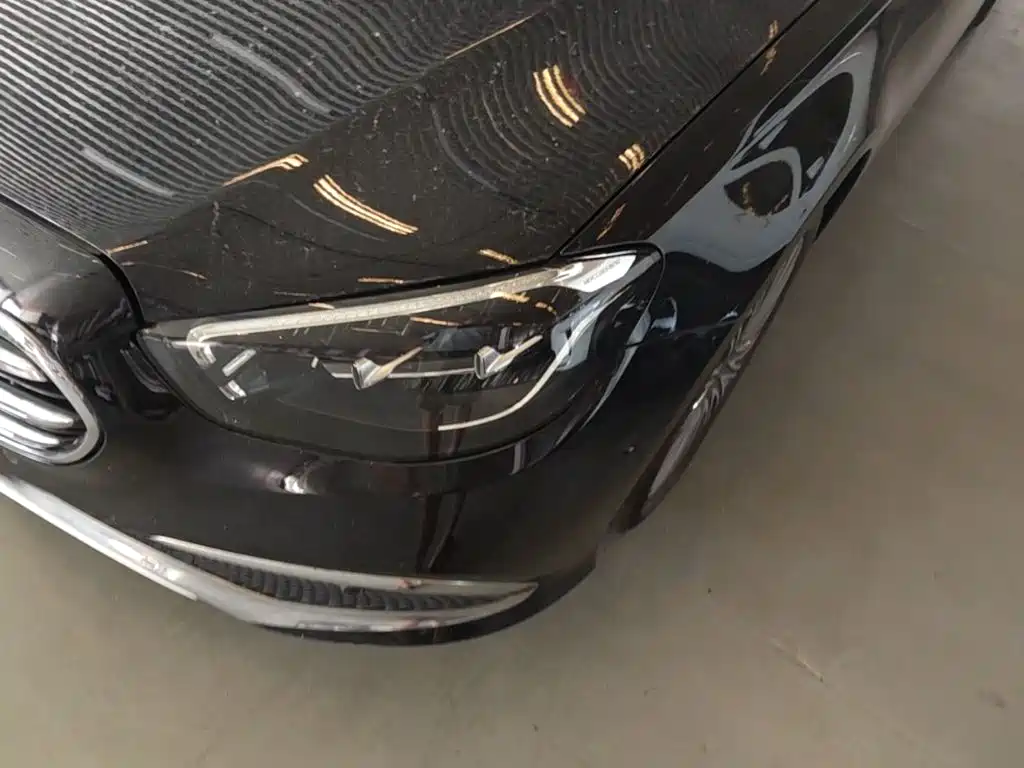 Mercedes-Benz E-Class — миниатюра 24