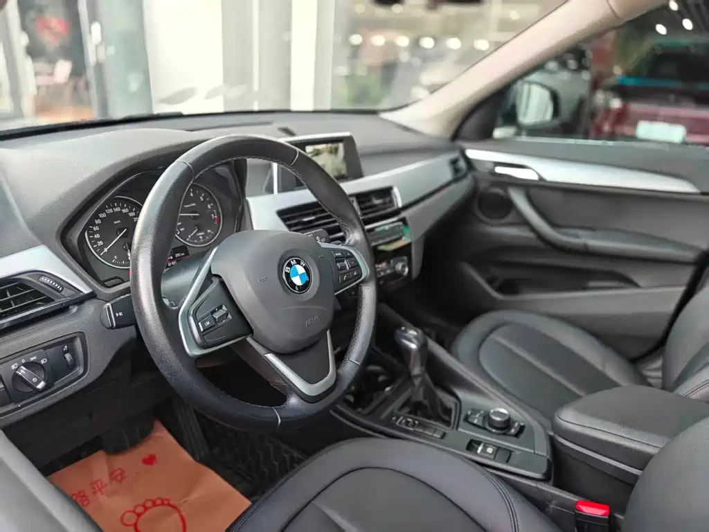BMW X1 — миниатюра 12