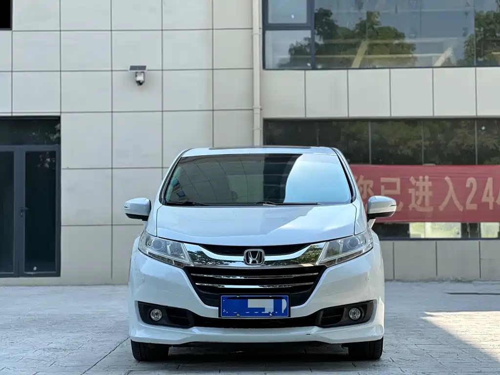 Honda Odyssey 2017 2.4L Luxury