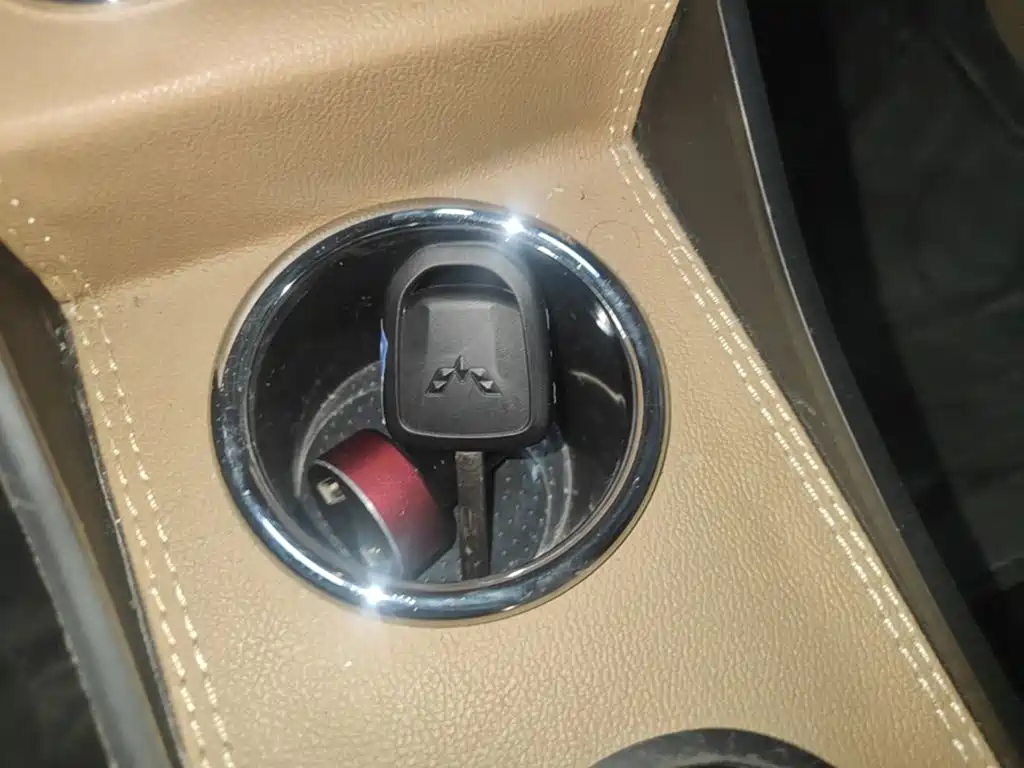 Wuling MINIEV — миниатюра 9