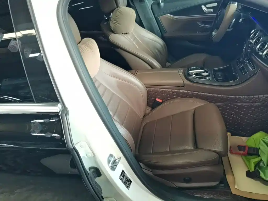Mercedes-Benz E-Class — миниатюра 25