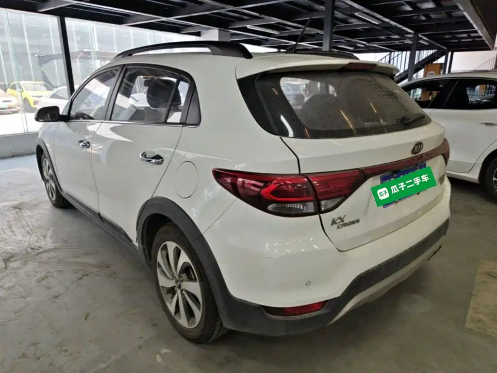 Kia KX Cross — миниатюра 5