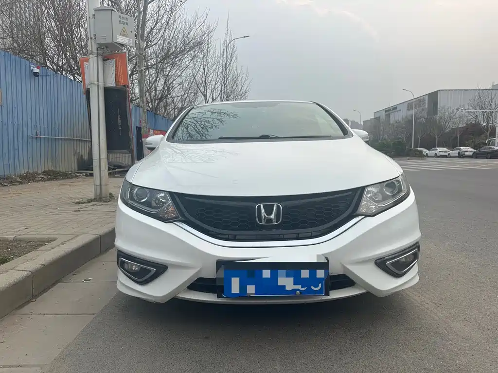 Honda Jade 1.8L Auto Comfort Edition 5 seats, фото 2