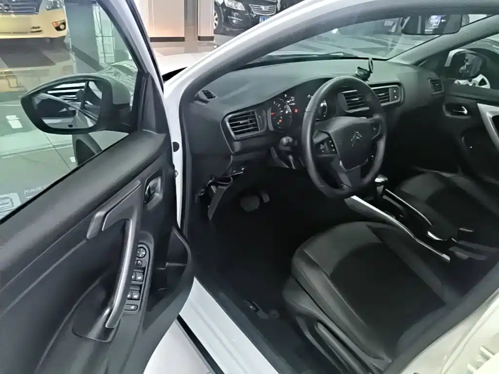 Citroen C3-XR — миниатюра 16