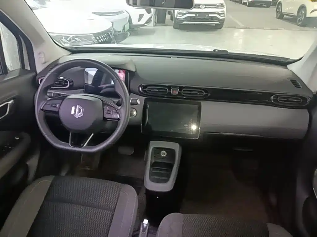 Leapmotor Leapmotor T03 — миниатюра 10