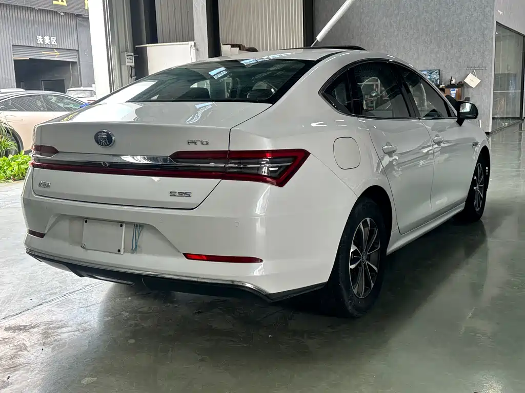 BYD Qin Pro NEV — миниатюра 7
