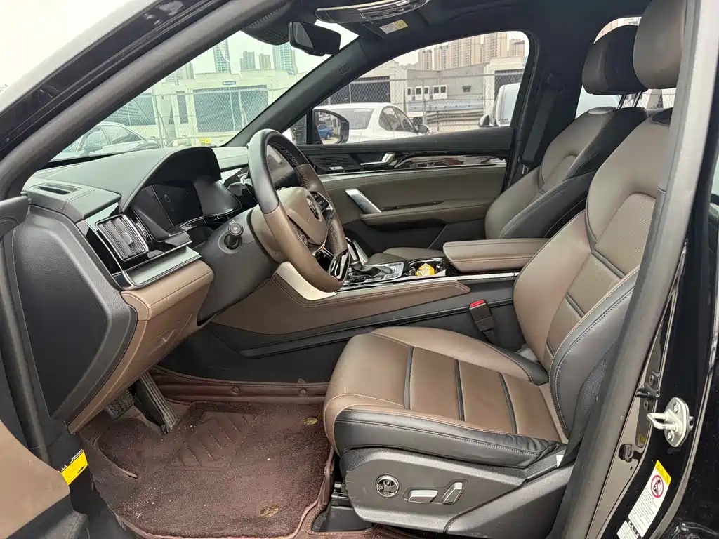 BYD Tang — миниатюра 3