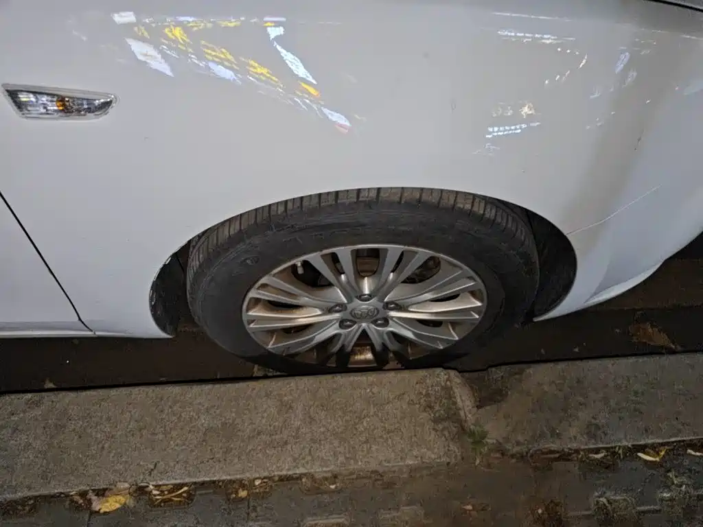 Buick Excelle — миниатюра 9