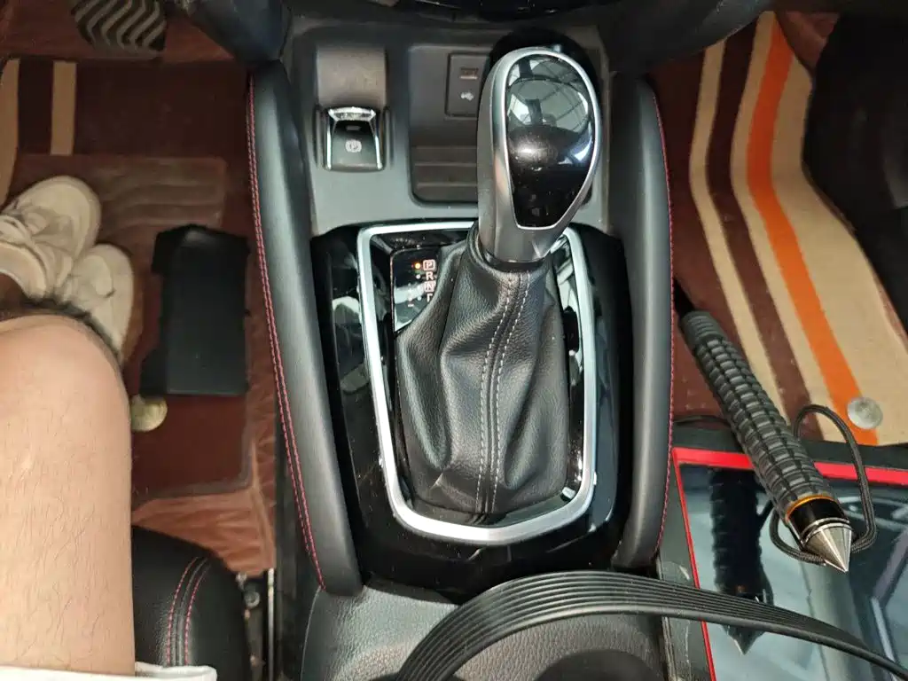 Nissan Qashqai — миниатюра 14