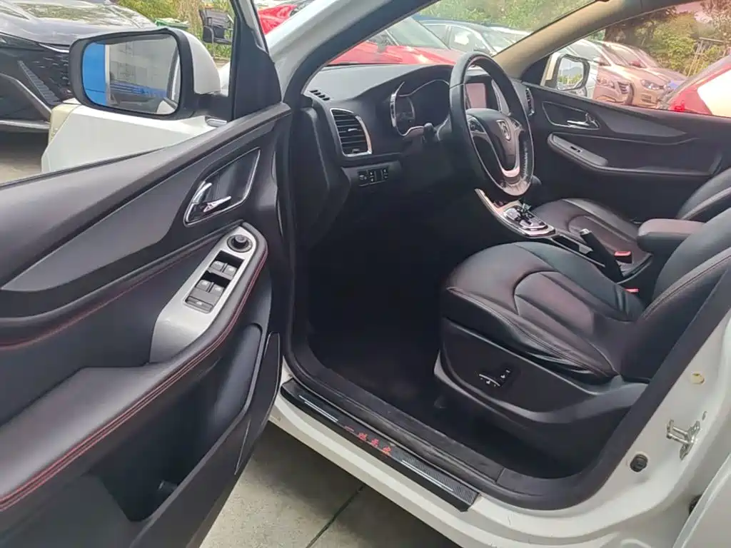 Baojun 560 — миниатюра 16