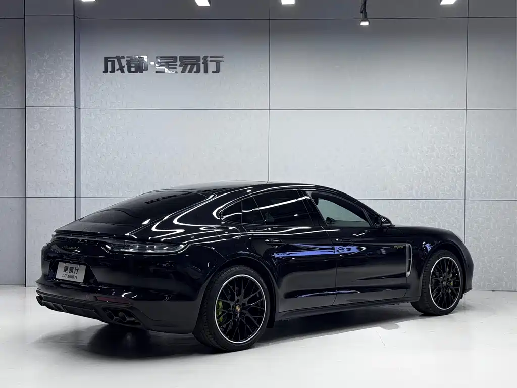 PORSCHE PANAMERA NEW ENERGY