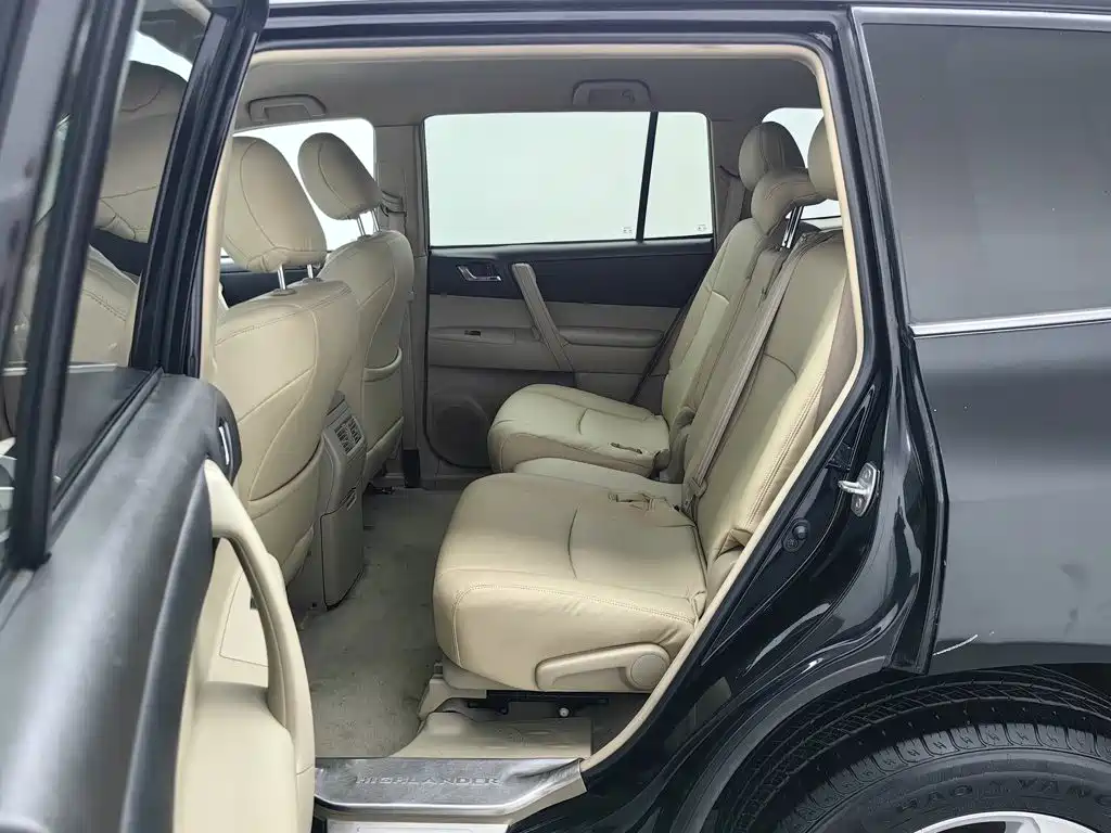 Toyota Highlander — миниатюра 15