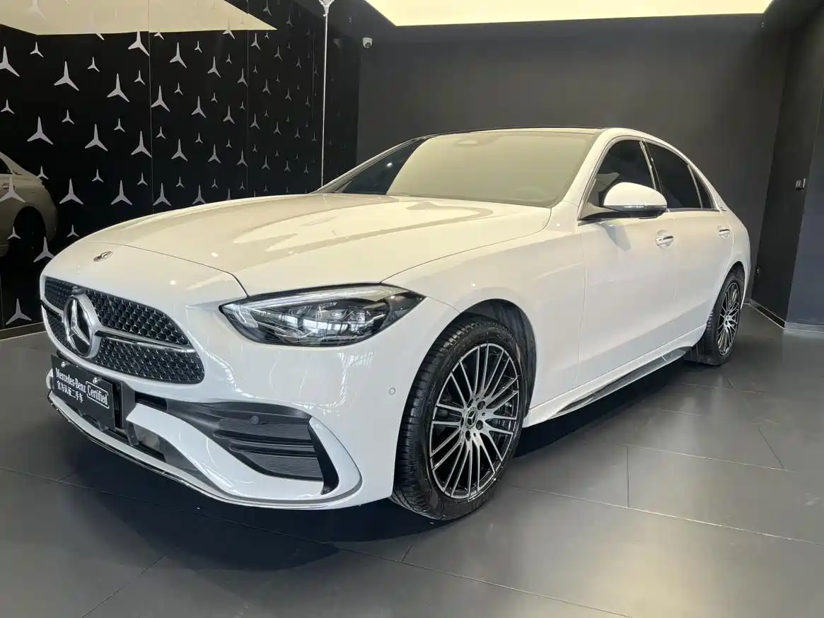 奔驰C级 2025款 C 260 L 运动版 2024