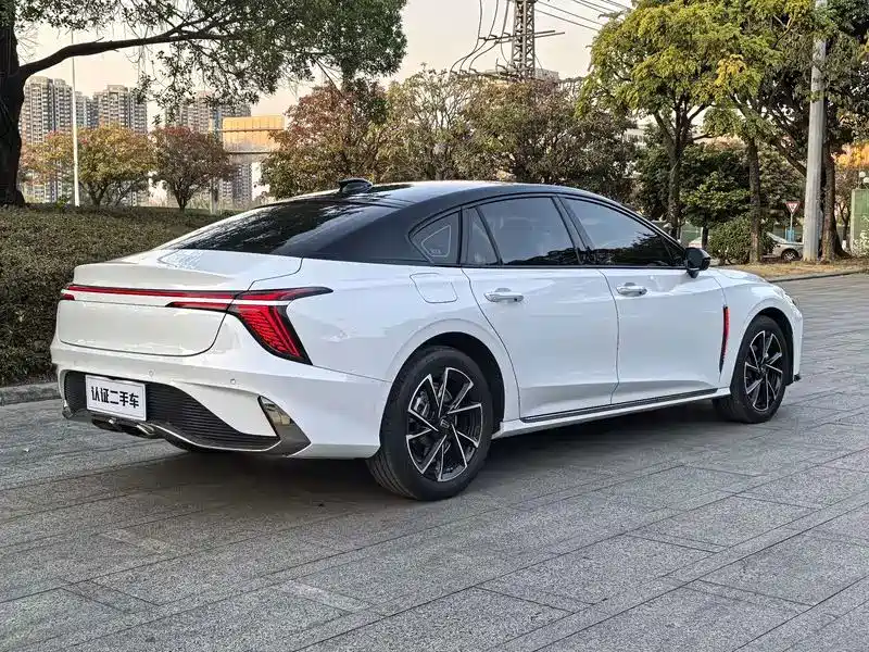 Hongqi Hongqi H6 — миниатюра 8