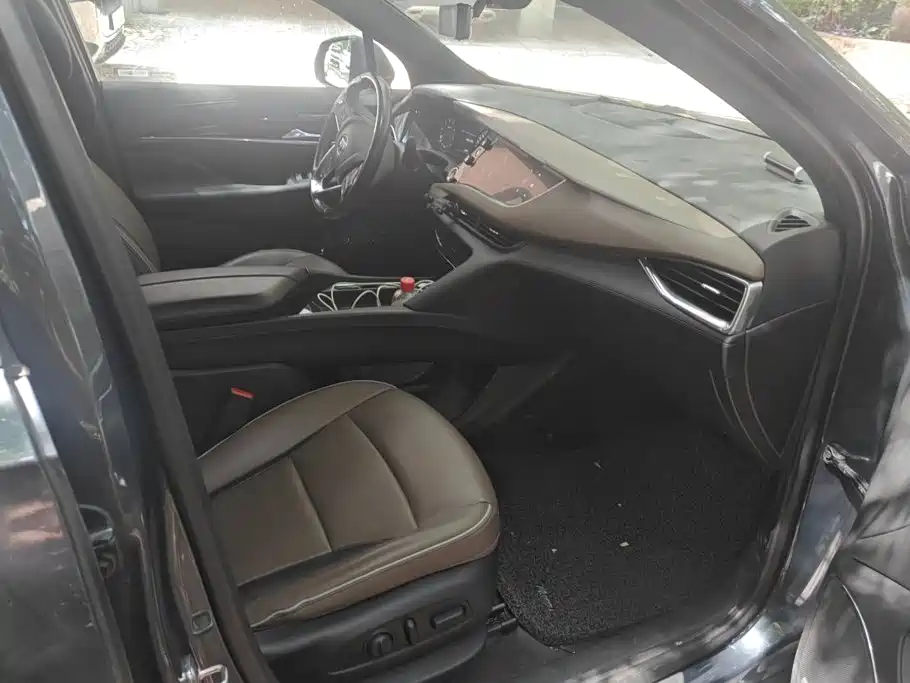 Buick Enclave — миниатюра 8