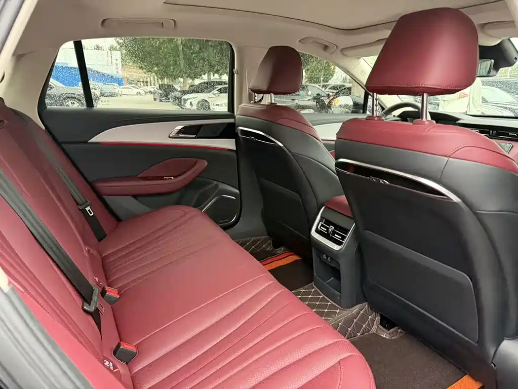 Hongqi Hongqi H5 — миниатюра 5