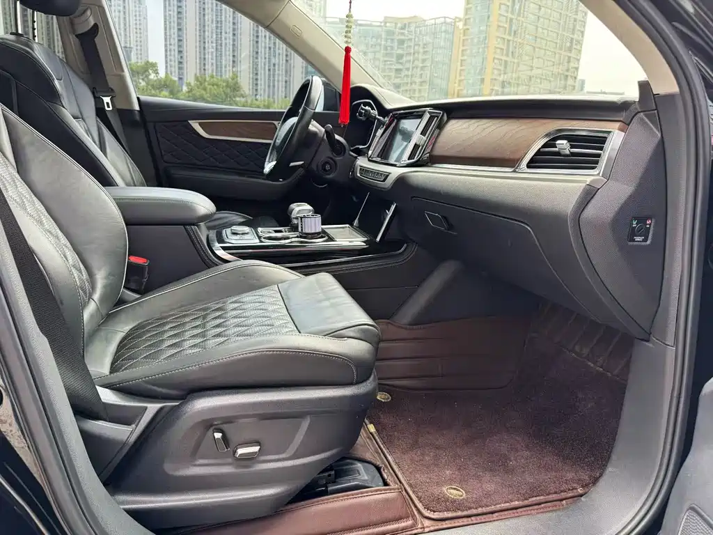 Hongqi Hongqi HS7 — миниатюра 9