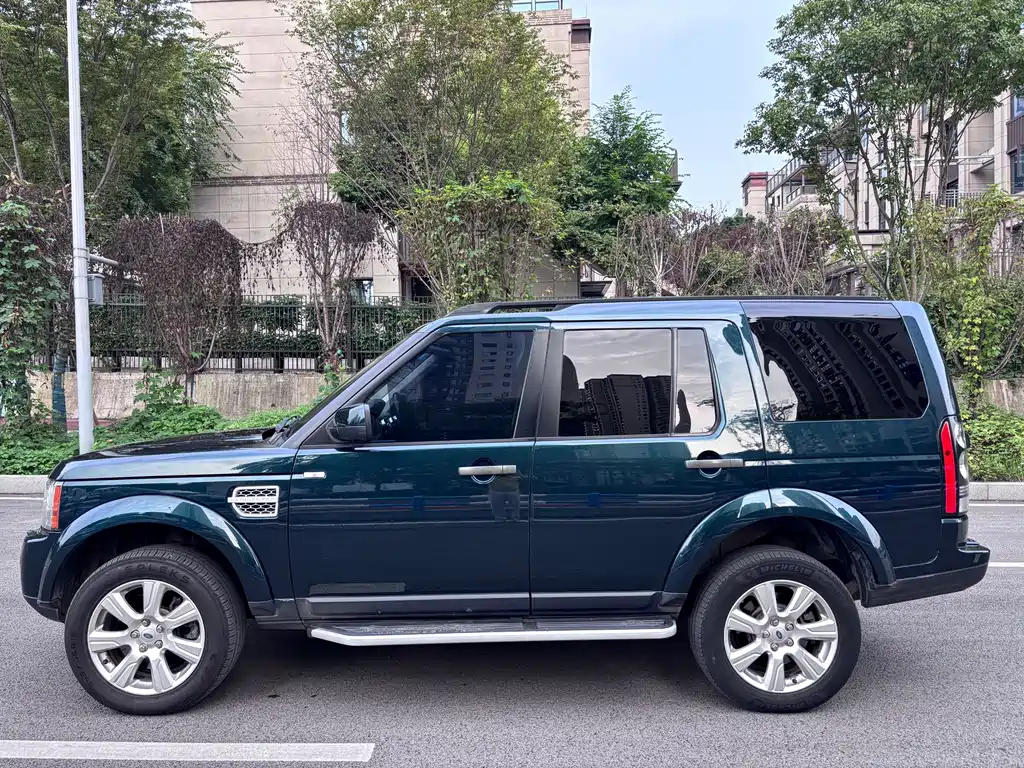 Land Rover Discovery — миниатюра 8