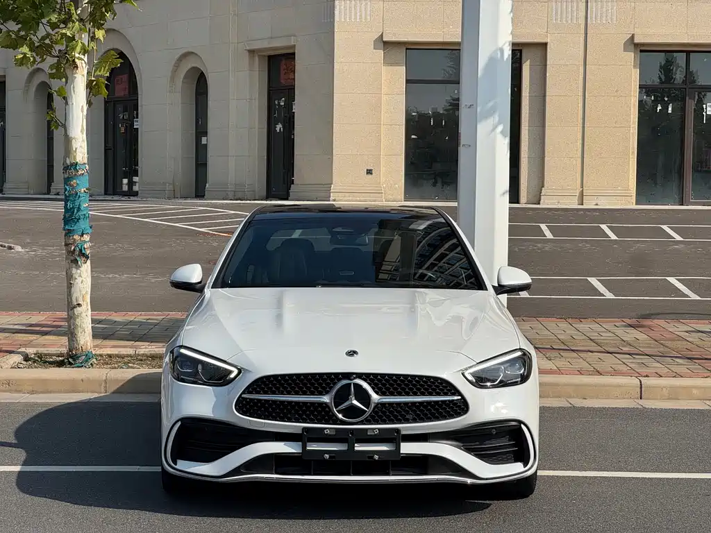 Mercedes-Benz C-Class 2022 — фото 2