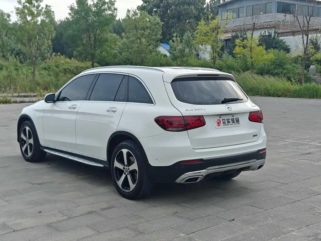 Mercedes-Benz GLC — миниатюра 9
