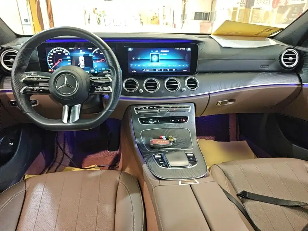 Mercedes-Benz E-Class (Import) — миниатюра 10