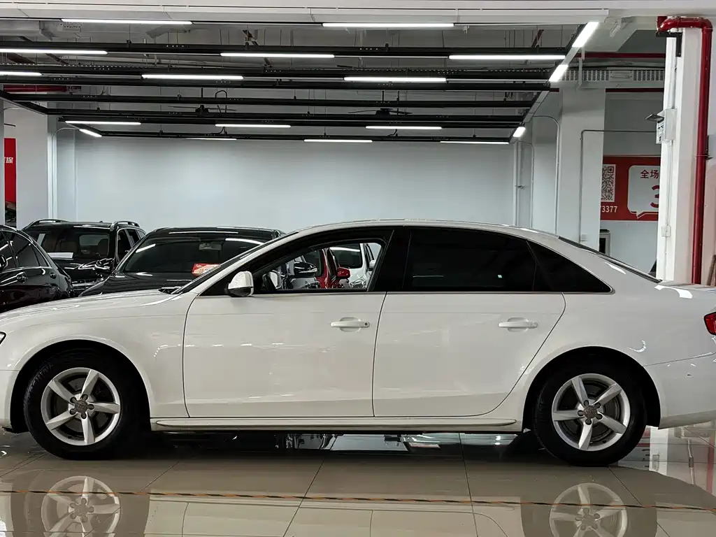 Audi A4L — миниатюра 7