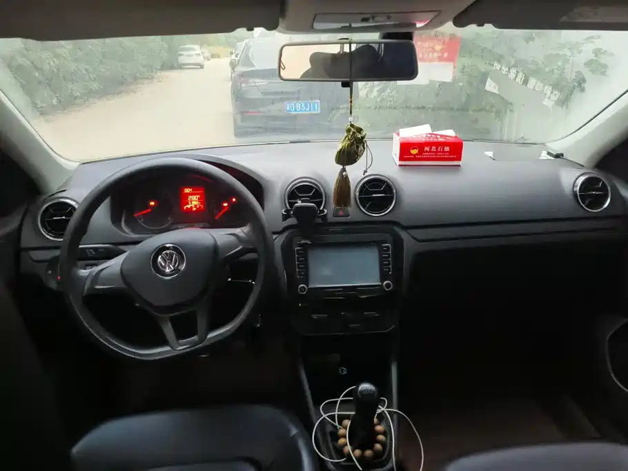 Volkswagen Jetta — миниатюра 12