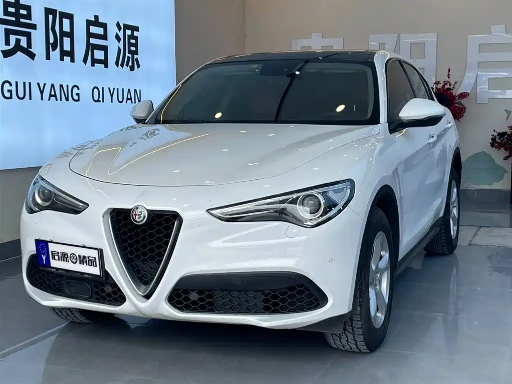 Купить Alfa Romeo Stelvio
