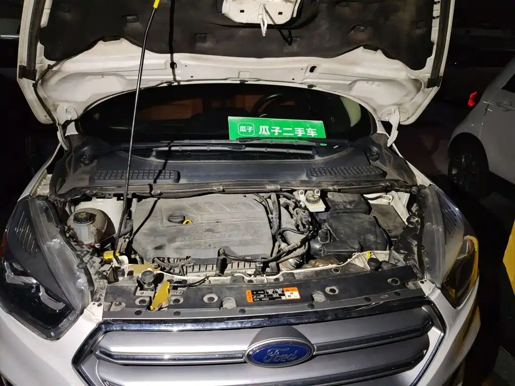 Ford Kuga — миниатюра 11