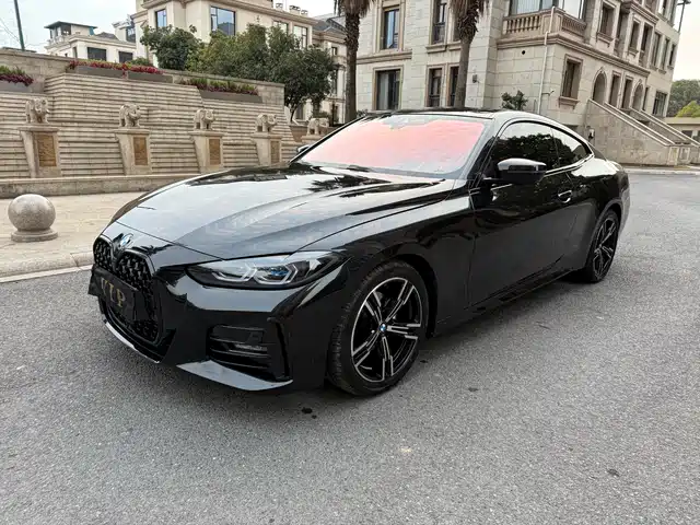 BMW 4 SERIES
