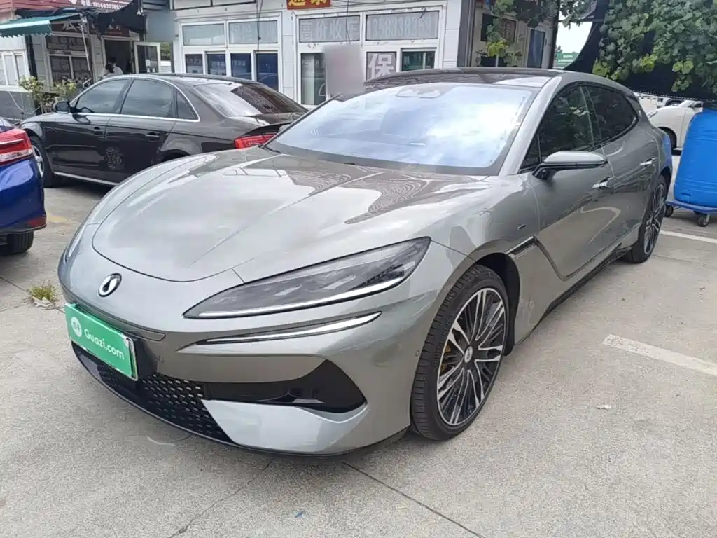 Denza Denza Z9GT
