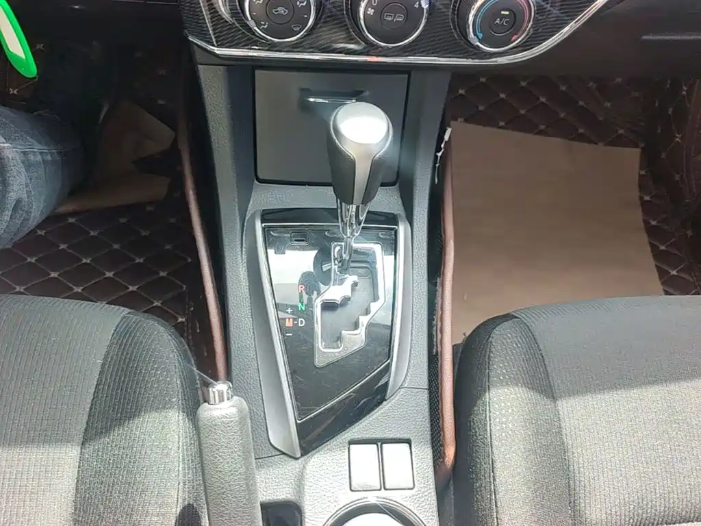 Toyota Corolla — миниатюра 14