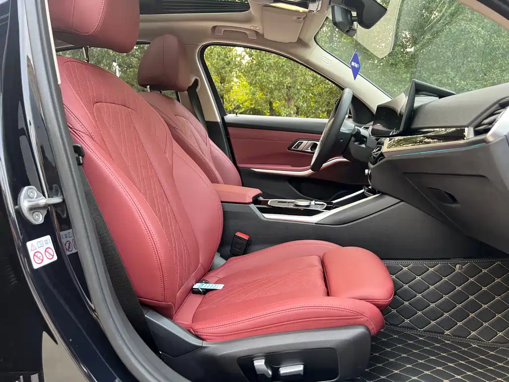 BMW i3 — миниатюра 10