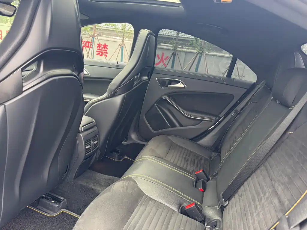 Mercedes-Benz CLA A MG 2017 AMG CLA 45 4MATIC