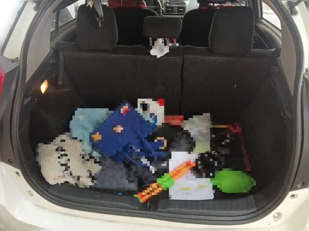 Toyota Yaris L — миниатюра 15