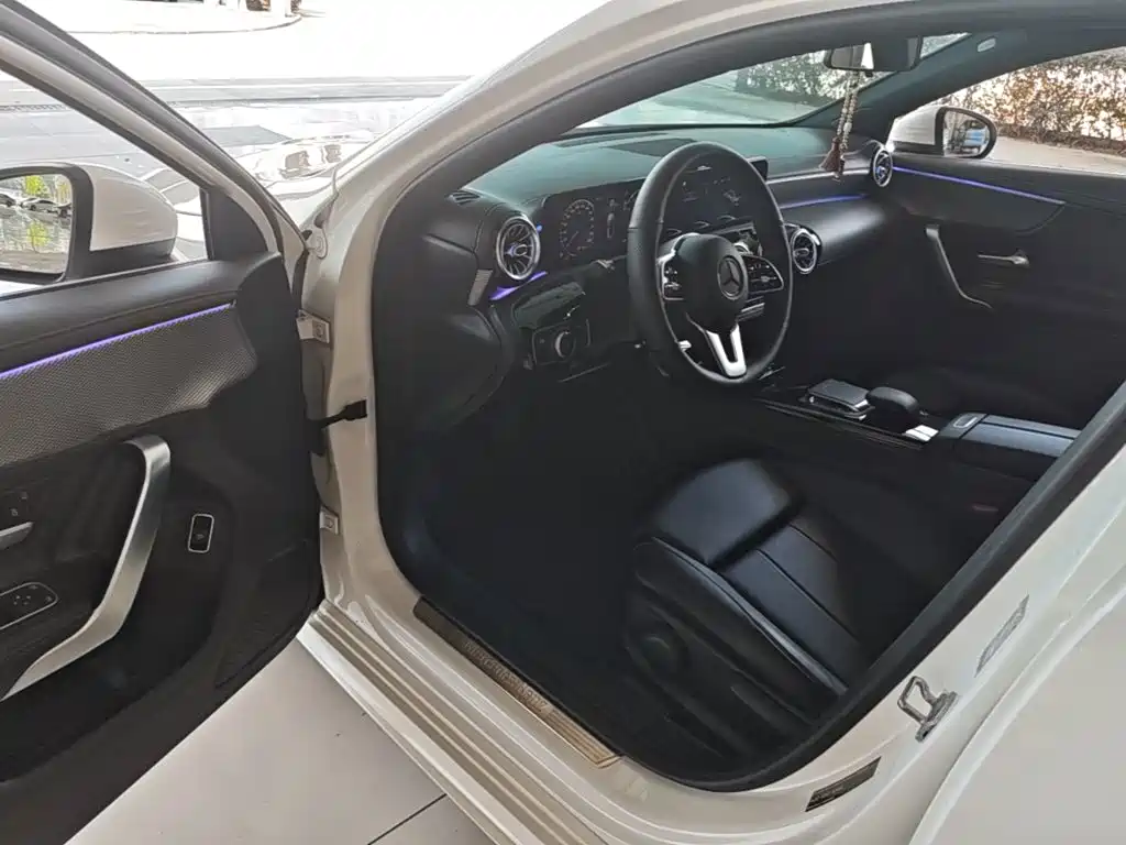Mercedes-Benz A-Class — миниатюра 16