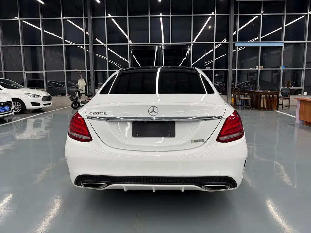 Mercedes-Benz C-Class — миниатюра 14