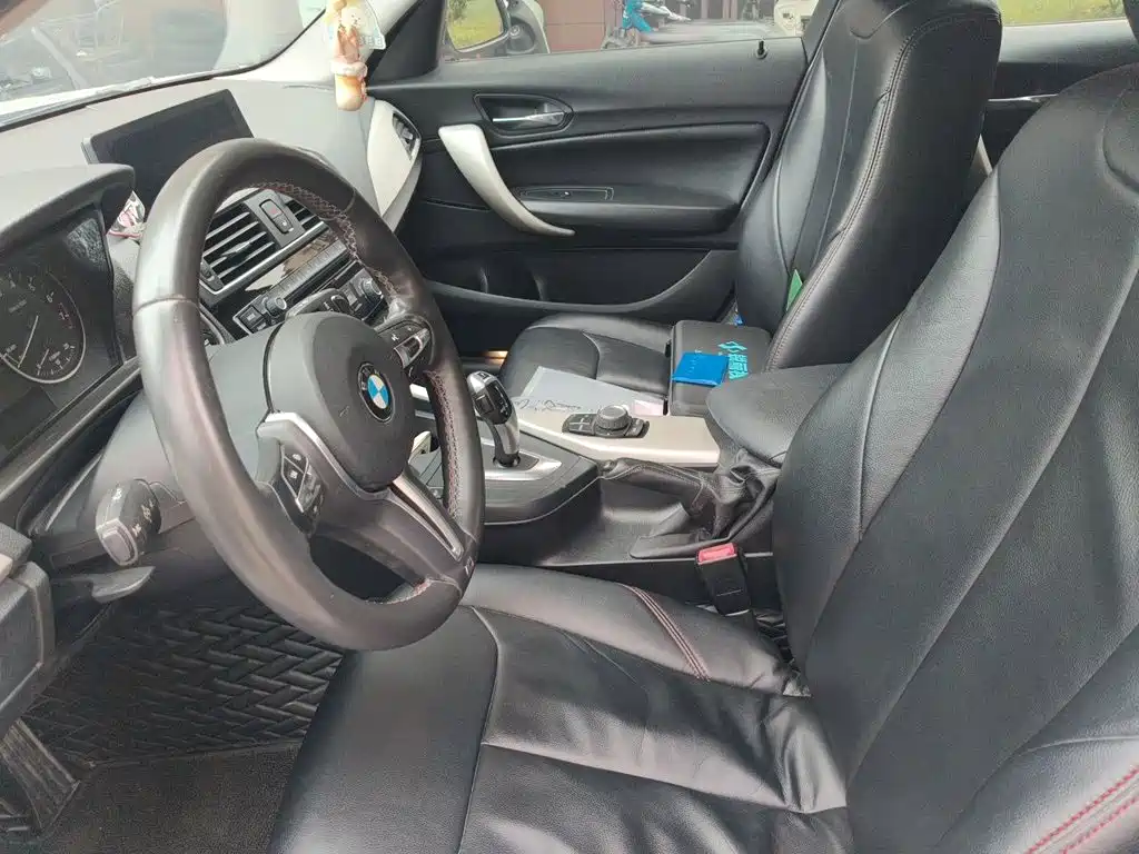 BMW 1 Series (Import) — миниатюра 8