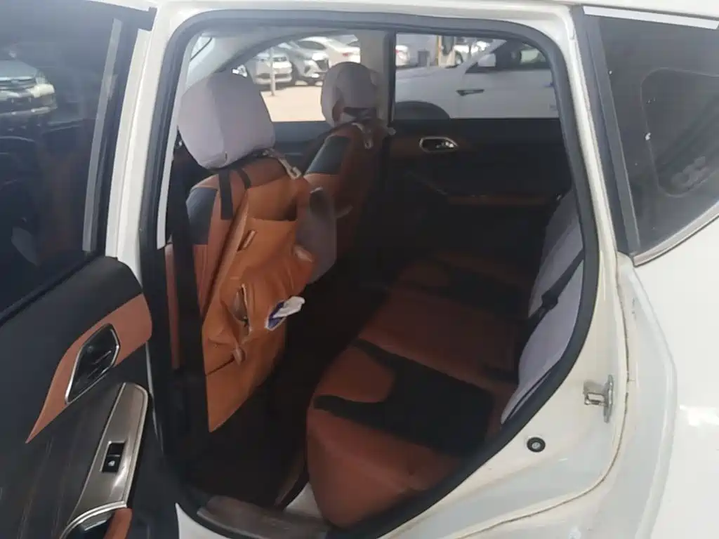 BAIC Senova X35 — миниатюра 22