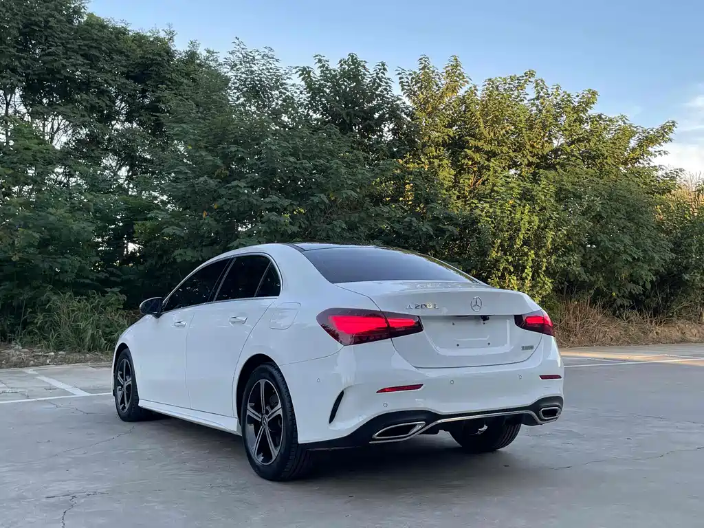 Mercedes-Benz A-Class — миниатюра 9