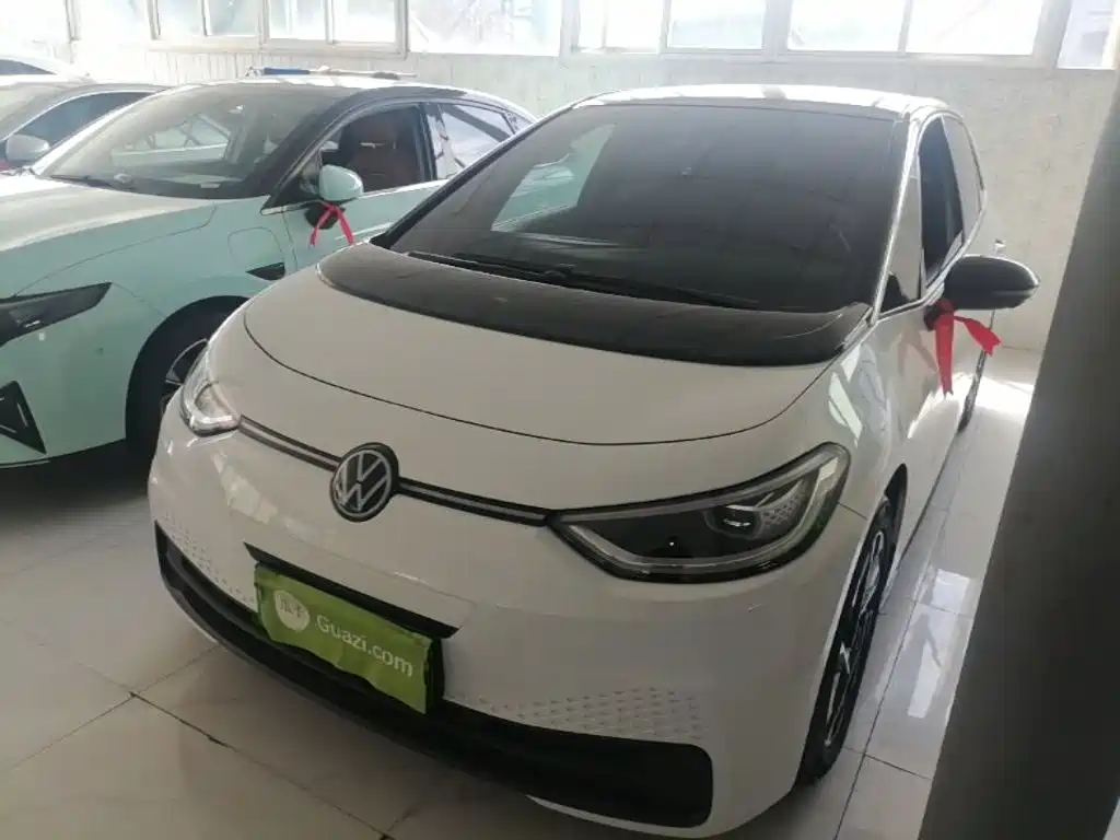 Volkswagen ID.3 — миниатюра 2