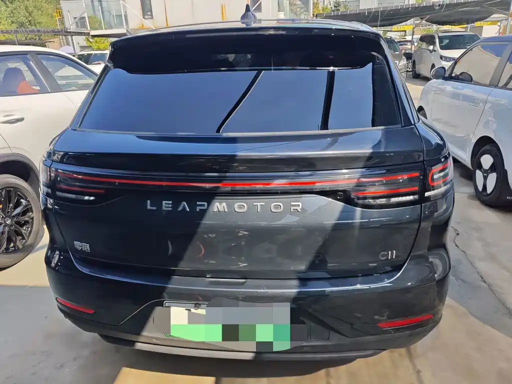 Leapmotor Leapmotor C11 — миниатюра 5