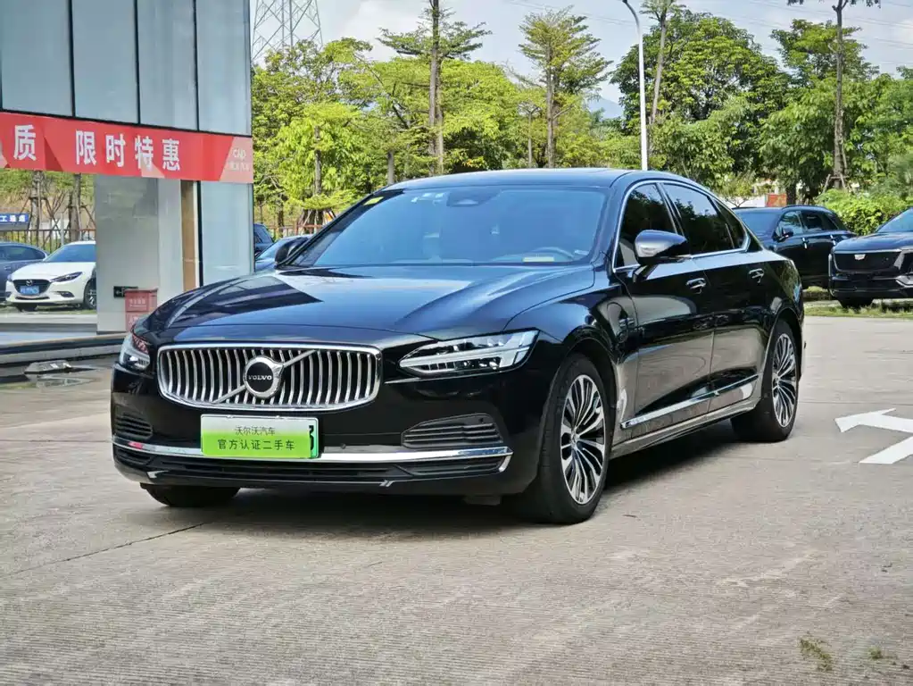 Volvo S90 PHEV