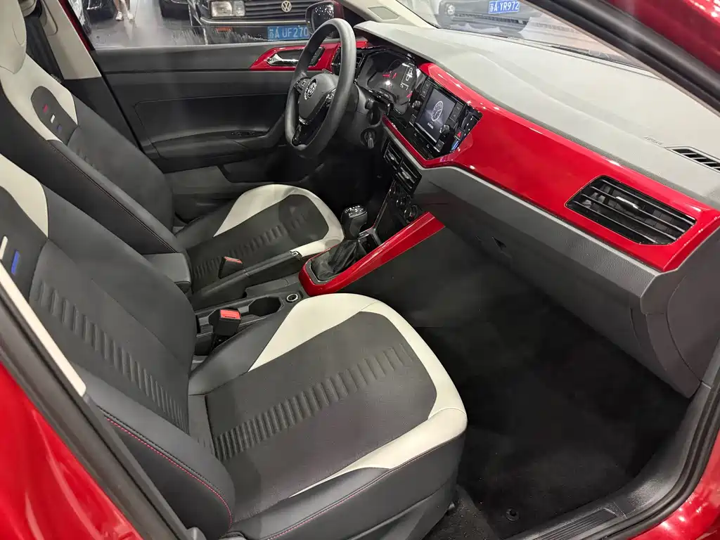 Volkswagen Polo — миниатюра 11