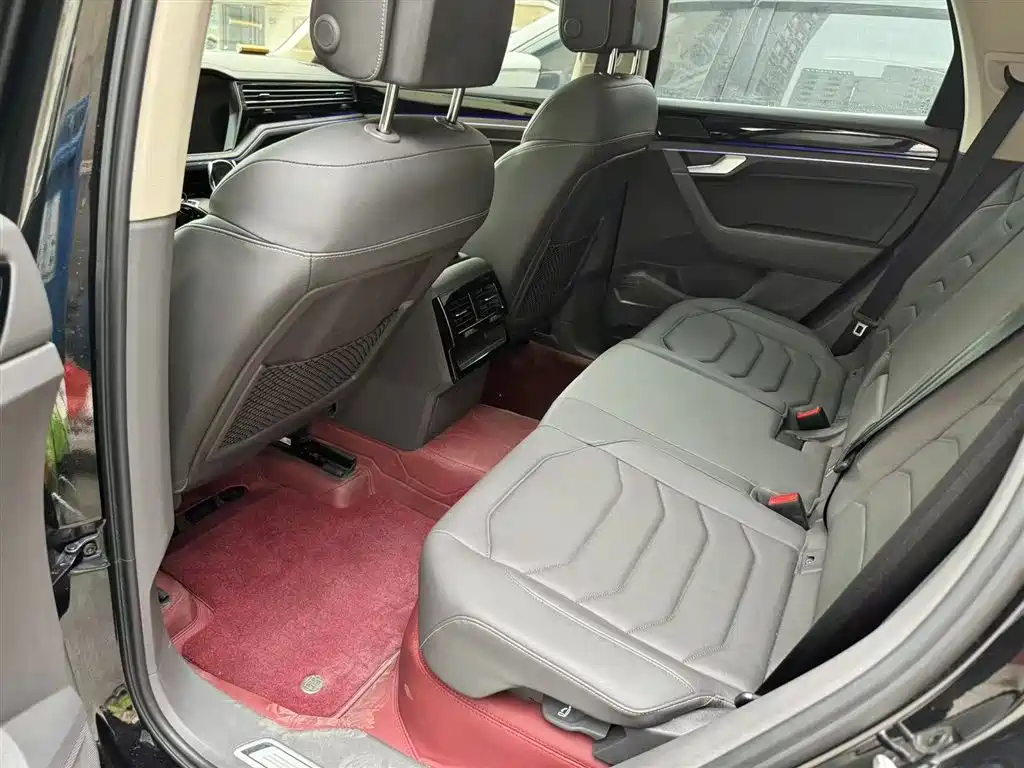 Volkswagen Touareg 2023 2.0TSI
