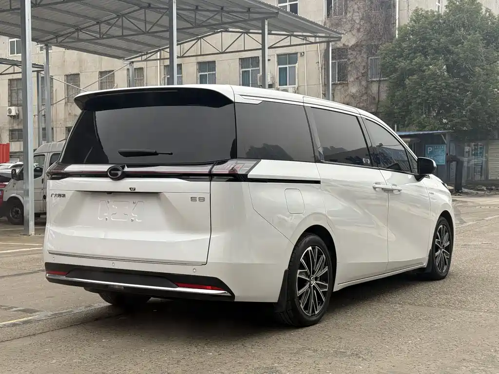 GAC TRUMPCHI E8 NEW ENERGY