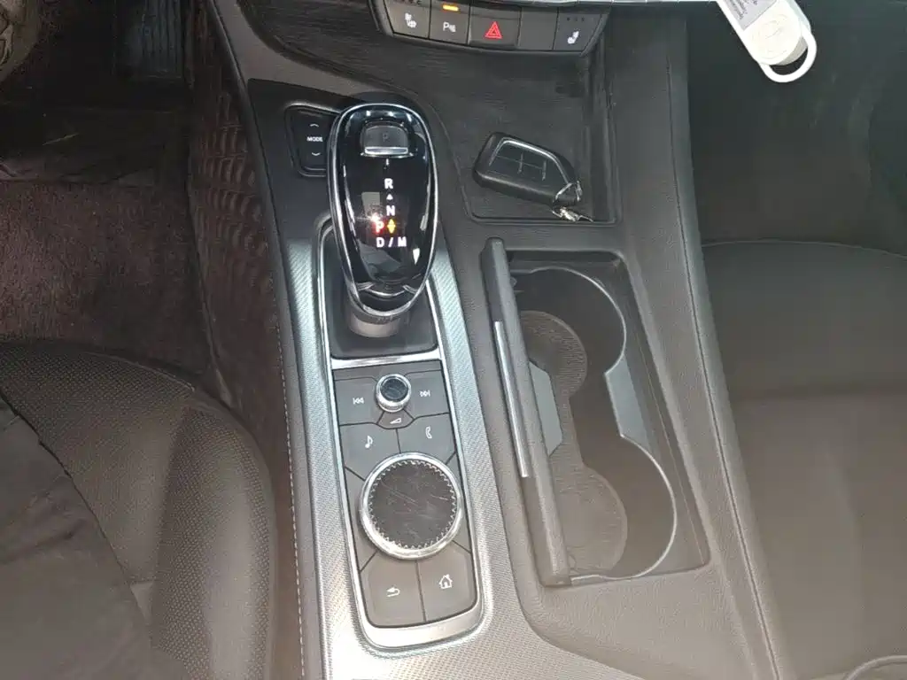 Cadillac CT5 — миниатюра 14