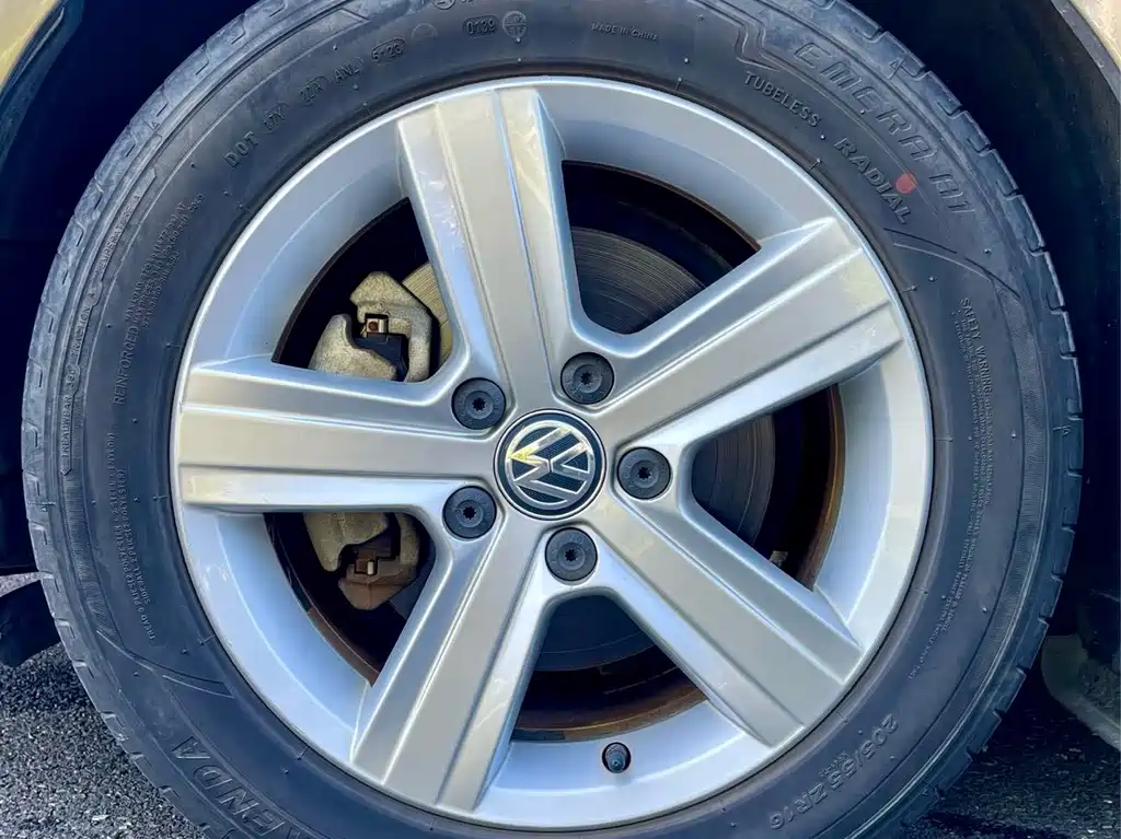 Volkswagen Golf — миниатюра 11